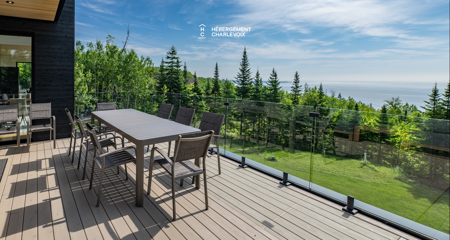 ALT-49 - Villa contemporaine offrant les splendeurs du St-Laurent!